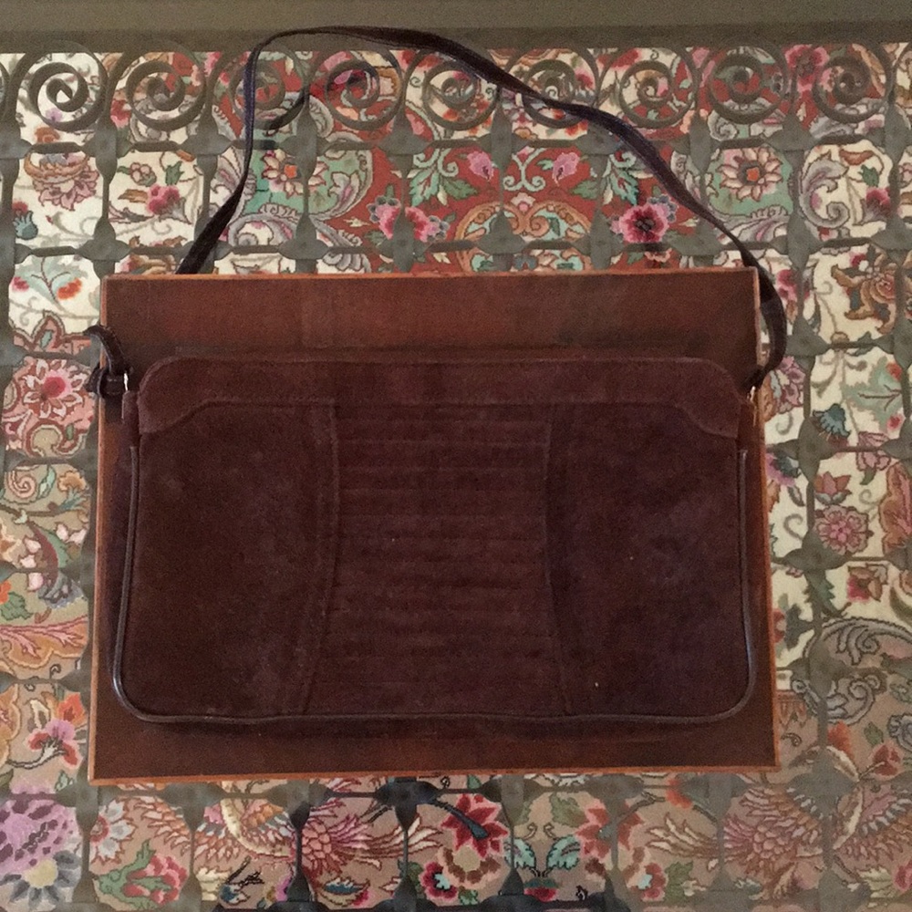 Plush leather purse!